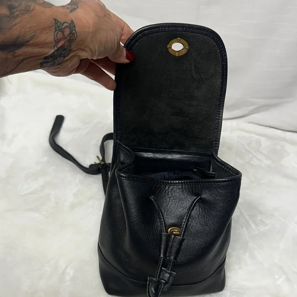 Coach Mini Leather Backpack Glove Tan Turn Lock Vintage Brass hardware - Picture 6 of 16